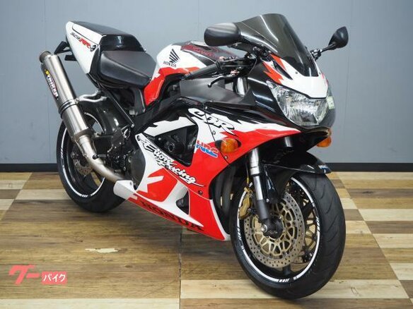 2001 Honda CBR 929RR Fireblade, красный, 400000 рублей