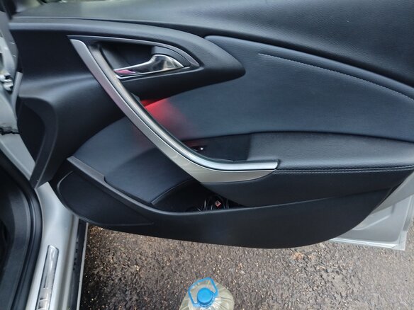 2012 Opel Astra J Рестайлинг, серебристый, 1100000 рублей - вид 9