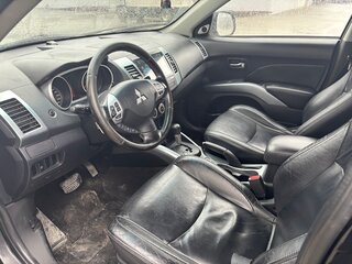 2008 Mitsubishi Outlander II, чёрный, 950000 рублей, вид 5