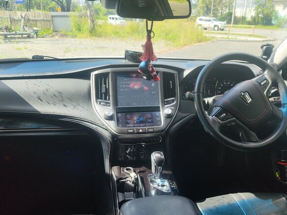 2016 Toyota Crown XIV (S210) Рестайлинг, белый, 3000000 рублей - вид 7