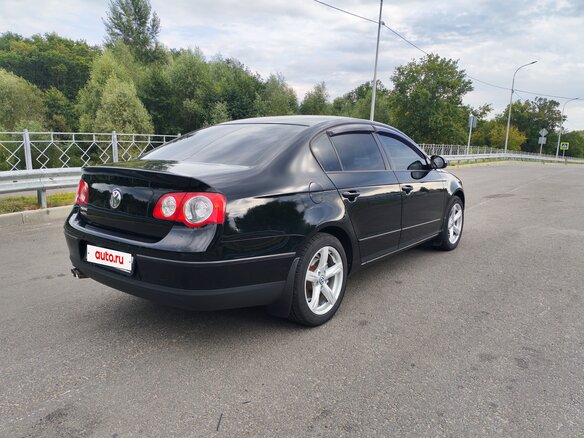 2009 Volkswagen Passat B6, чёрный - вид 4
