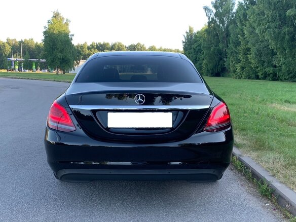 2018 Mercedes-Benz C-Класс 180 IV (W205) Рестайлинг, чёрный, 2700000 рублей - вид 1