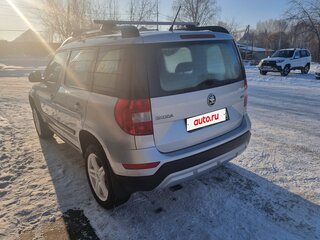 2015 Skoda Yeti I Рестайлинг, серый, 1400000 рублей, вид 5
