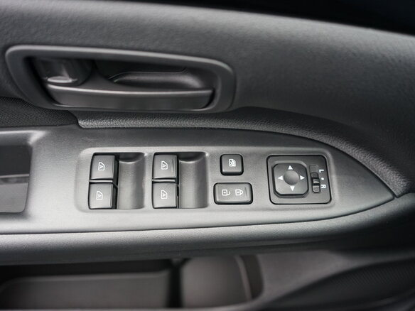 2021 Mitsubishi Outlander III Рестайлинг 3, серый - вид 9
