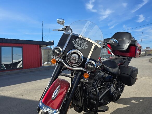 2019 Harley-Davidson Heritage, красный, 2200000 рублей - вид 3