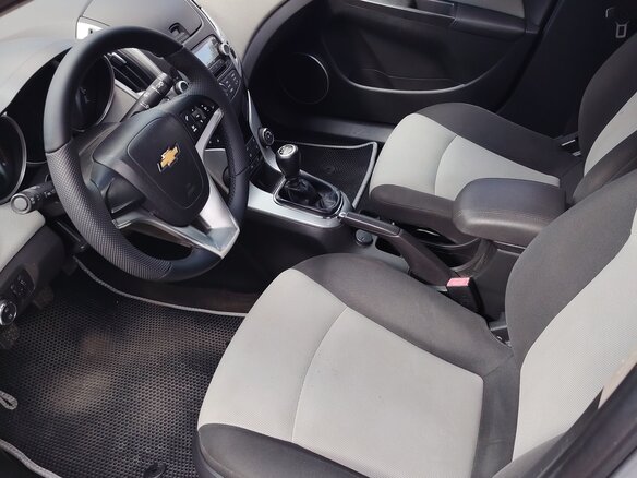 2013 Chevrolet Cruze I Рестайлинг, серебристый - вид 12