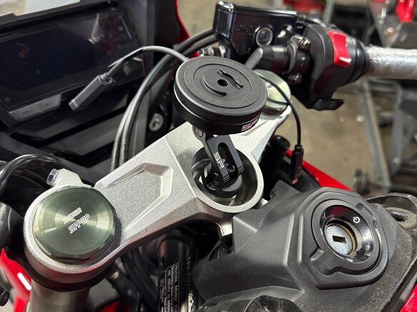 2021 Honda CBR 650R, красный, 950000 рублей - вид 8