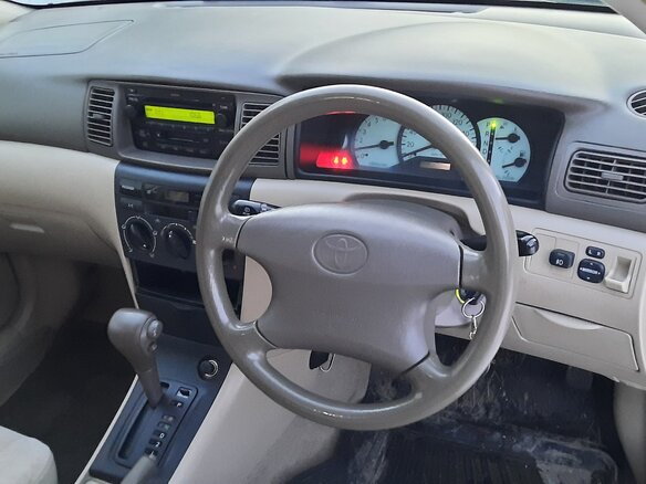 2001 Toyota Corolla Fielder IX (E120, E130), серебристый, 650000 рублей - вид 11