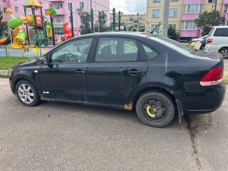 2013 Volkswagen Polo V, чёрный, 400000 рублей, вид 4