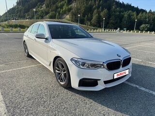 2019 BMW 5 серии 520d xDrive VII (G30/G31/G38), белый, 3550000 рублей, вид 2