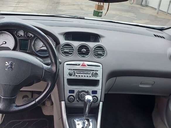 2008 Peugeot 308 I, белый, 500000 рублей - вид 6