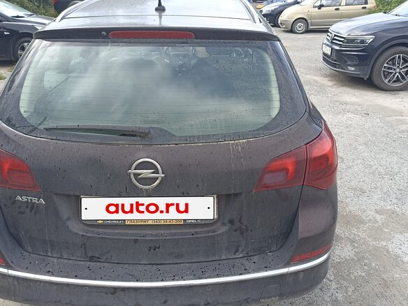 2012 Opel Astra J Рестайлинг, коричневый, 850000 рублей - вид 3