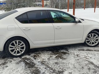 2014 Skoda Octavia III (A7), белый, 1200000 рублей, вид 5