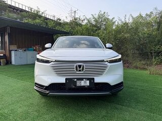 2022 Honda Vezel II, белый, 1470000 рублей, вид 2