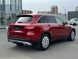 2018 Mercedes-Benz GLC 250 I (X253), красный, 3135000 рублей, вид 5