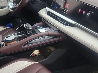 2023 Geely Monjaro I, серый, 3000000 рублей, вид 4