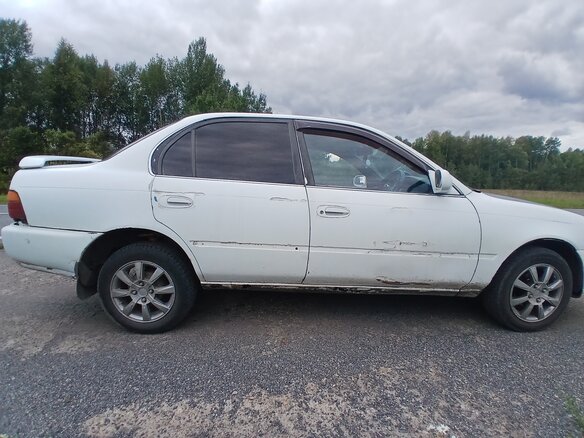 1991 Toyota Corolla VII (E100), белый, 180000 рублей - вид 4