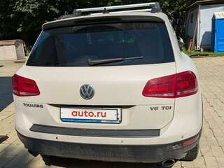 2012 Volkswagen Touareg II, серебристый, 2300000 рублей, вид 3