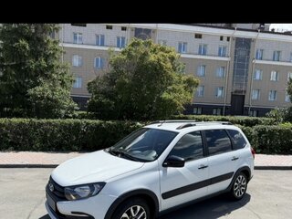 2023 Lada (ВАЗ) Granta Cross I Рестайлинг, белый, 950000 рублей, вид 1