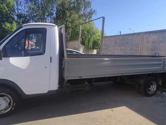 2004 ГАЗ ГАЗель (3302), белый, 850000 рублей - вид 3