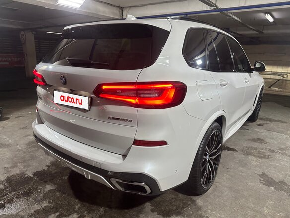 2019 BMW X5 30d IV (G05/G18), белый, 7990000 рублей - вид 3