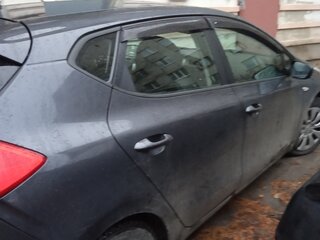 2013 Kia Ceed II, серый, 919000 рублей, вид 4