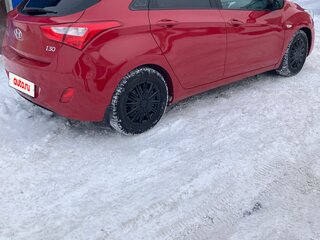 2012 Hyundai i30 II, красный, 999999 рублей, вид 3