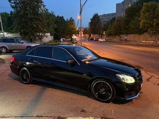 2015 Mercedes-Benz E-Класс 200 IV (W212, S212, C207) Рестайлинг, чёрный, 1850000 рублей, вид 2