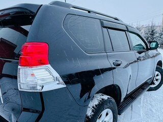 2010 Toyota Land Cruiser Prado 150 Series, чёрный, 2800000 рублей, вид 3