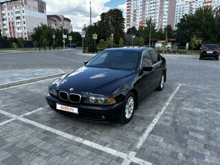 2002 BMW 5 серии 525i IV (E39) Рестайлинг, чёрный, 690000 рублей, вид 3