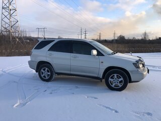 1999 Toyota Harrier I (XU10), белый, 875000 рублей, вид 4