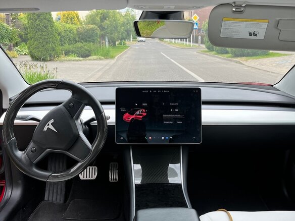 2018 Tesla Model 3 Performance I, красный, 3100000 рублей - вид 6