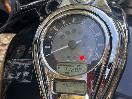 2011 Kawasaki VN1700 Vulcan, чёрный, 900000 рублей, вид 1