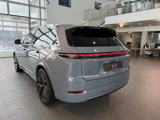 2026 Li Auto (Lixiang) L7 52.3 kWh I Рестайлинг, серый, 10790000 рублей, вид 5