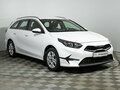 2021 Kia Ceed III Рестайлинг, белый - вид 2