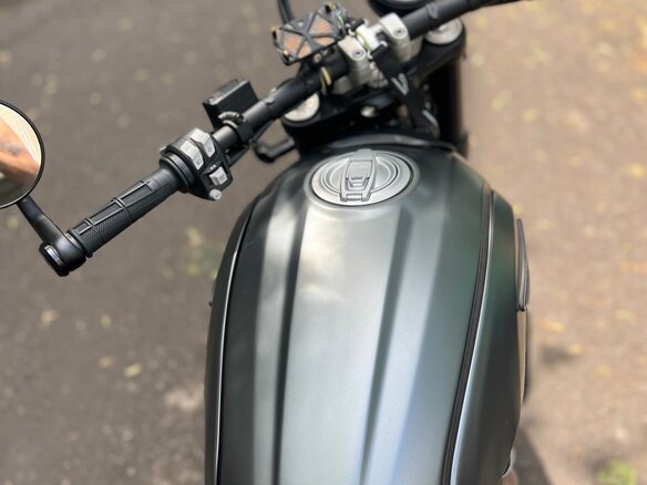 2021 Ducati Scrambler 800, серый, 1270000 рублей - вид 13