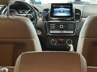 2016 Mercedes-Benz GLS 400 I (X166), чёрный, 4700000 рублей, вид 4