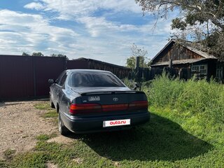 1992 Toyota Vista III (V30), серый, 135000 рублей, вид 3