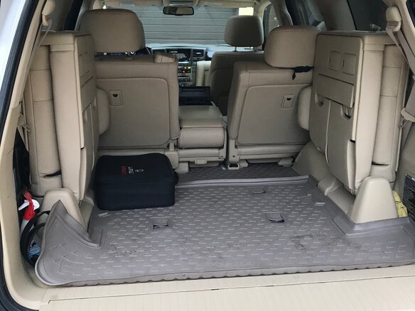 2008 Lexus LX 570 III, белый - вид 11