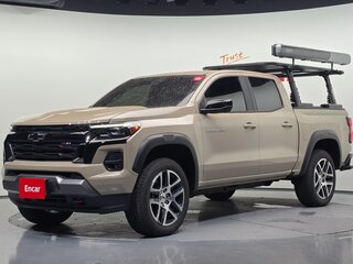 2024 Chevrolet Colorado III, коричневый, 6134217 рублей, вид 2