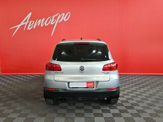 2011 Volkswagen Tiguan I Рестайлинг, серебристый, 1100000 рублей, вид 4