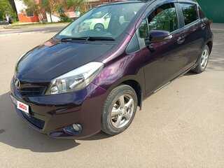 2013 Toyota Vitz III (XP130), фиолетовый, 750000 рублей, вид 4