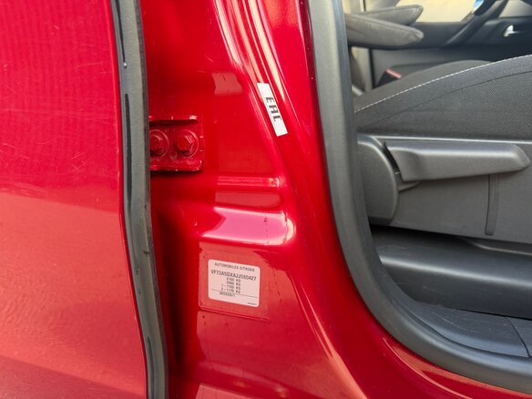 2018 Citroen C4 Picasso Grand II Рестайлинг, красный, 1490000 рублей - вид 31