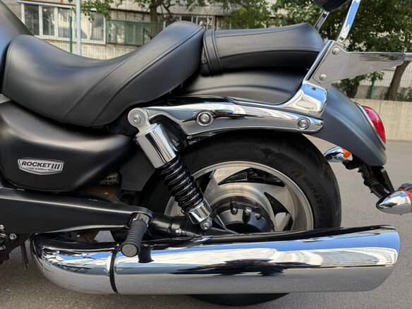 2012 Triumph Rocket III, чёрный, 900000 рублей - вид 4