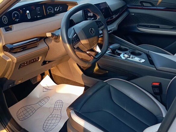 2024 Changan UNI-V I, серый - вид 6