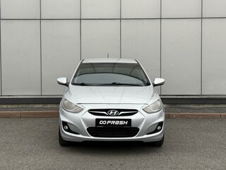 2012 Hyundai Solaris I, серебристый, 700000 рублей, вид 5