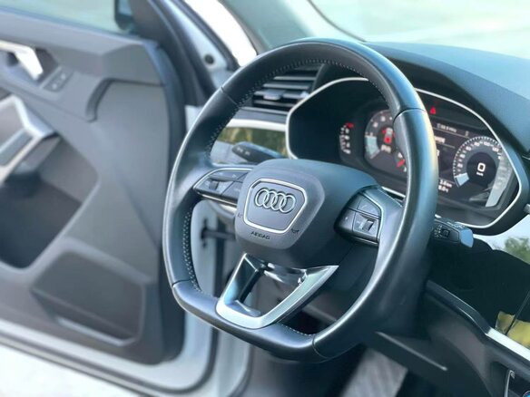 2022 Audi Q3 35 TFSI II (F3), белый, 2690000 рублей - вид 15