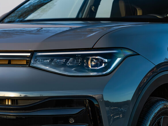 2026 Volkswagen Tharu XR 300 TSI, серый, 3270000 рублей - вид 8