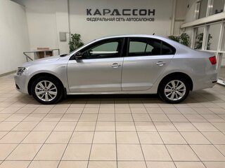 2013 Volkswagen Jetta VI, серебристый, 1390000 рублей, вид 5