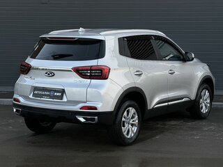2025 Chery Tiggo 4 Pro I Рестайлинг, серебристый, 1690000 рублей, вид 4